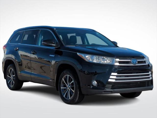 used 2019 Toyota Highlander Hybrid car, priced at $24,495