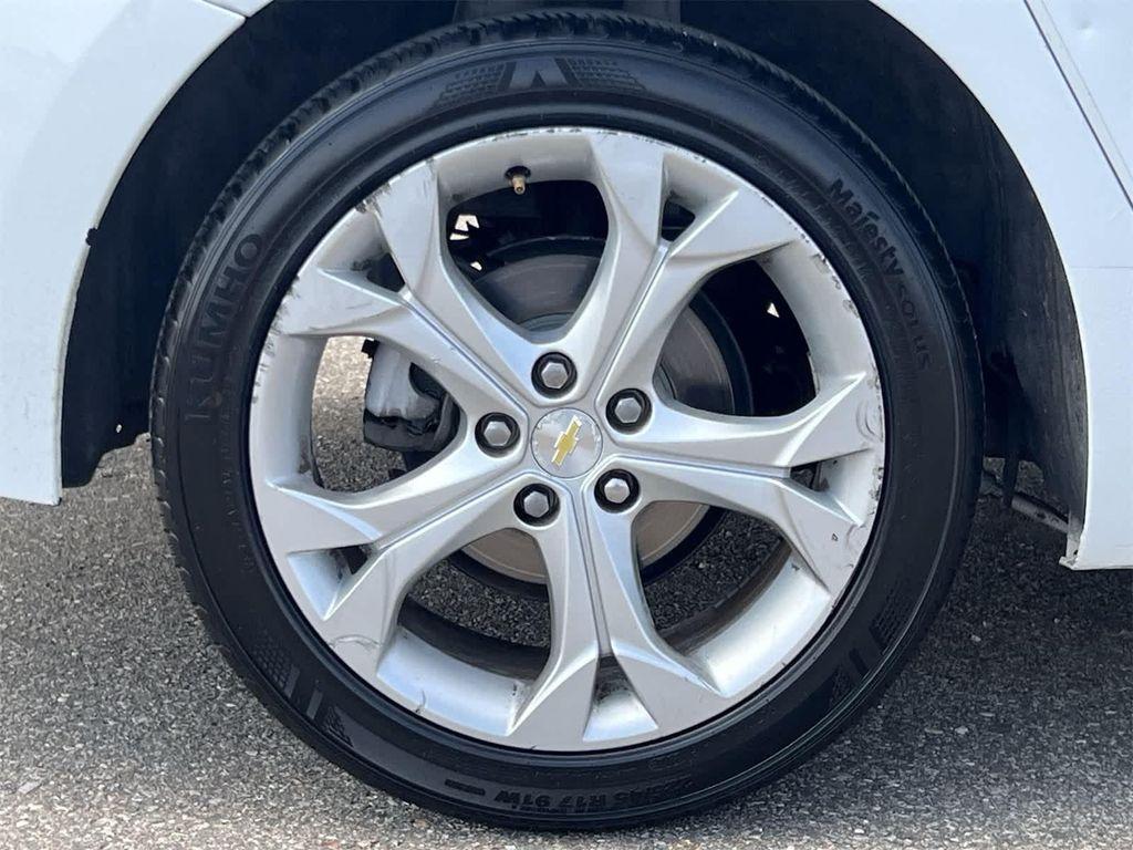 used 2019 Chevrolet Cruze car, priced at $8,995