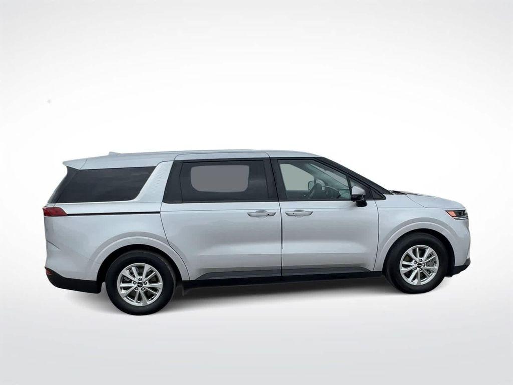 used 2023 Kia Carnival car, priced at $27,995