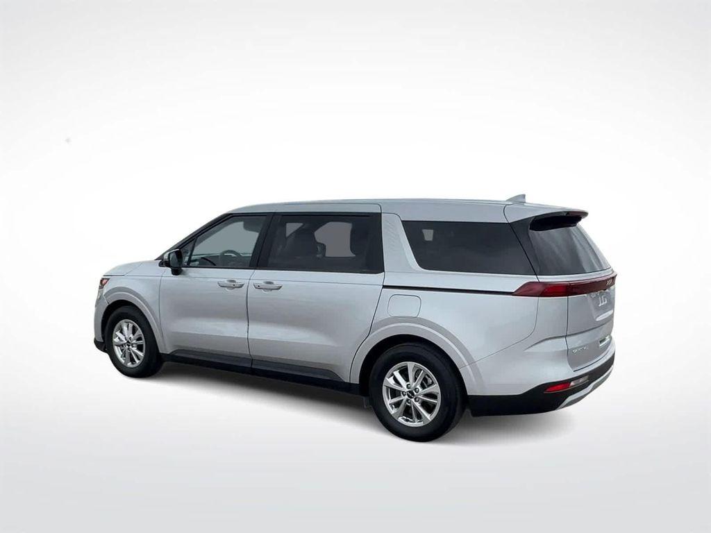 used 2023 Kia Carnival car, priced at $27,995