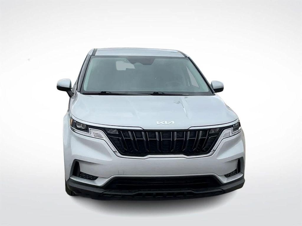 used 2023 Kia Carnival car, priced at $27,995