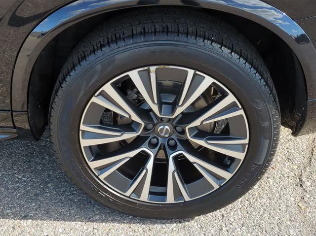 used 2020 Volvo XC90 car, priced at $31,495