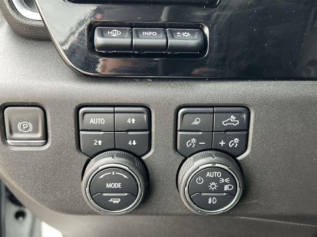 used 2022 Chevrolet Silverado 1500 car, priced at $38,895