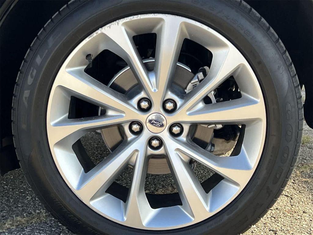 used 2022 Ford Explorer car, priced at $29,995