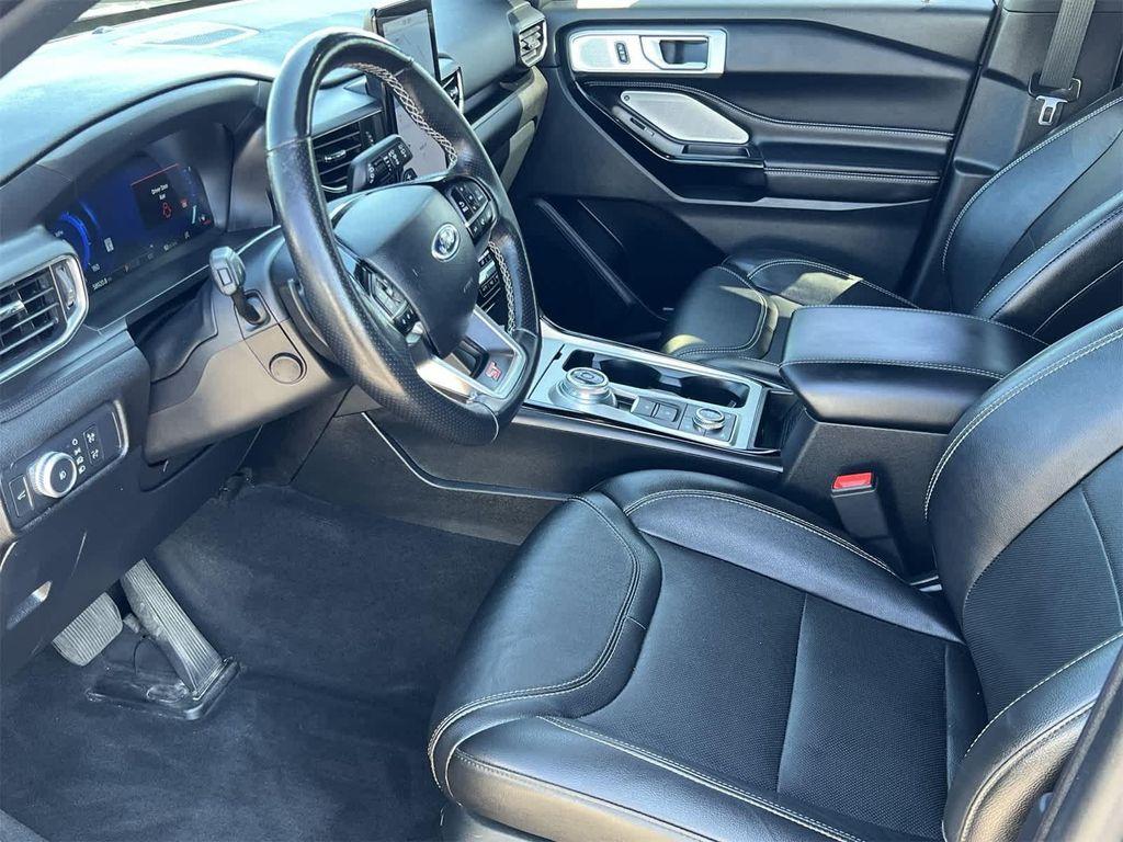 used 2022 Ford Explorer car, priced at $35,995
