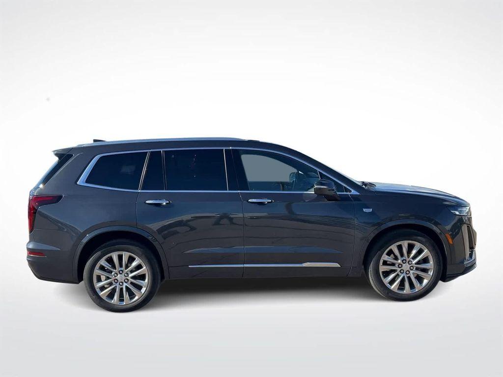 used 2022 Cadillac XT6 car, priced at $26,995