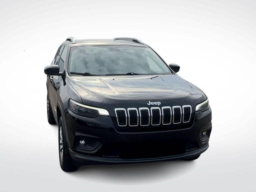 used 2019 Jeep Cherokee car, priced at $13,695