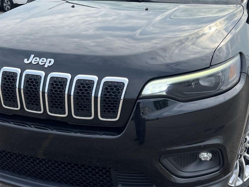 used 2019 Jeep Cherokee car, priced at $13,695