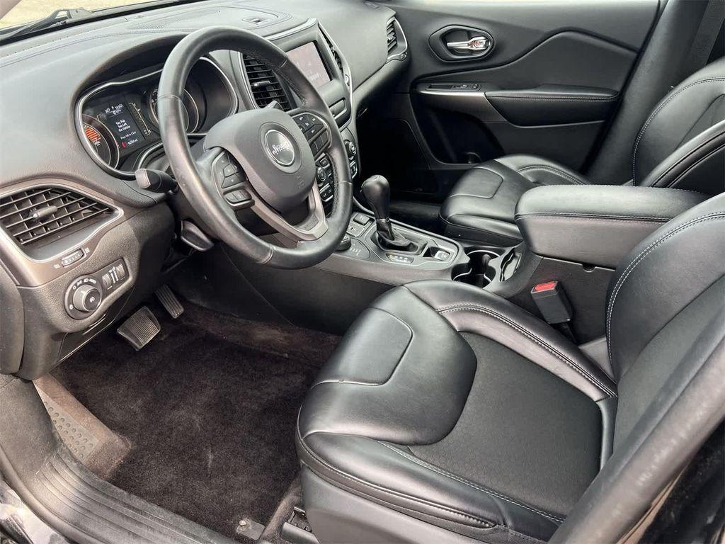 used 2019 Jeep Cherokee car, priced at $13,695
