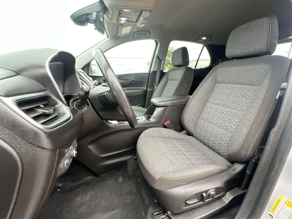 used 2022 Chevrolet Equinox car, priced at $18,995