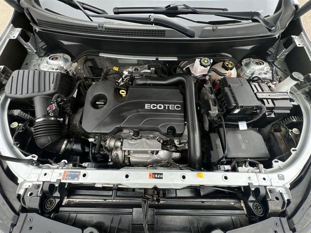 used 2022 Chevrolet Equinox car, priced at $18,995
