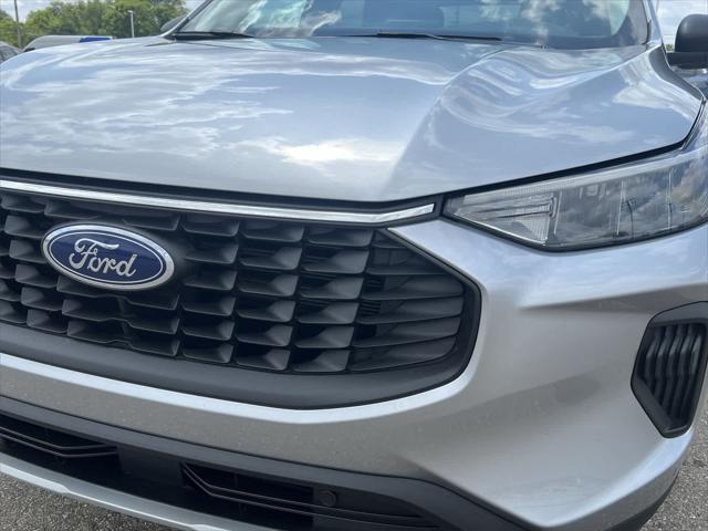 used 2023 Ford Escape car, priced at $25,995