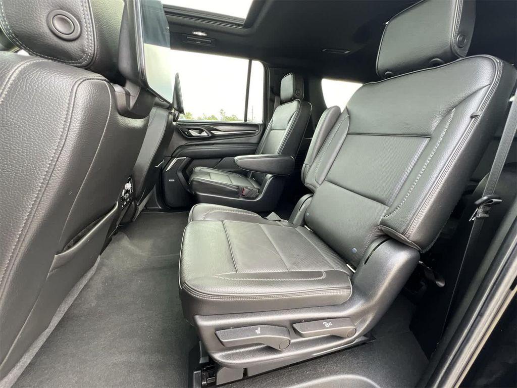 used 2021 GMC Yukon XL car, priced at $39,995