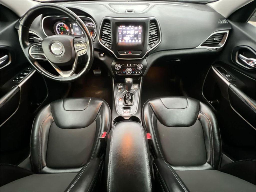 used 2019 Jeep Cherokee car, priced at $13,995
