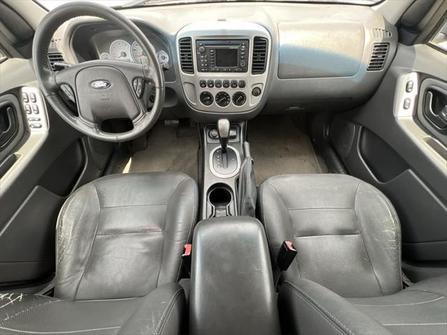 used 2007 Ford Escape Hybrid car, priced at $2,900