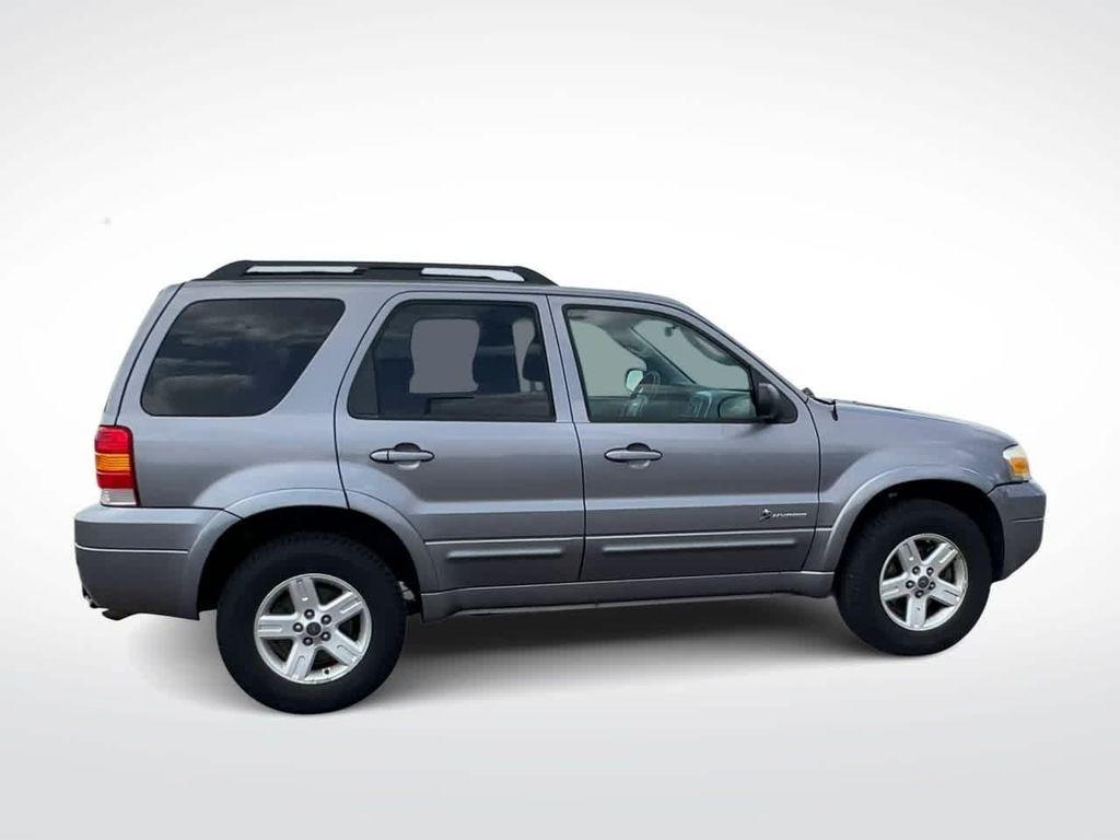 used 2007 Ford Escape Hybrid car, priced at $1,900