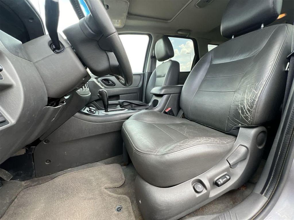 used 2007 Ford Escape Hybrid car, priced at $1,900