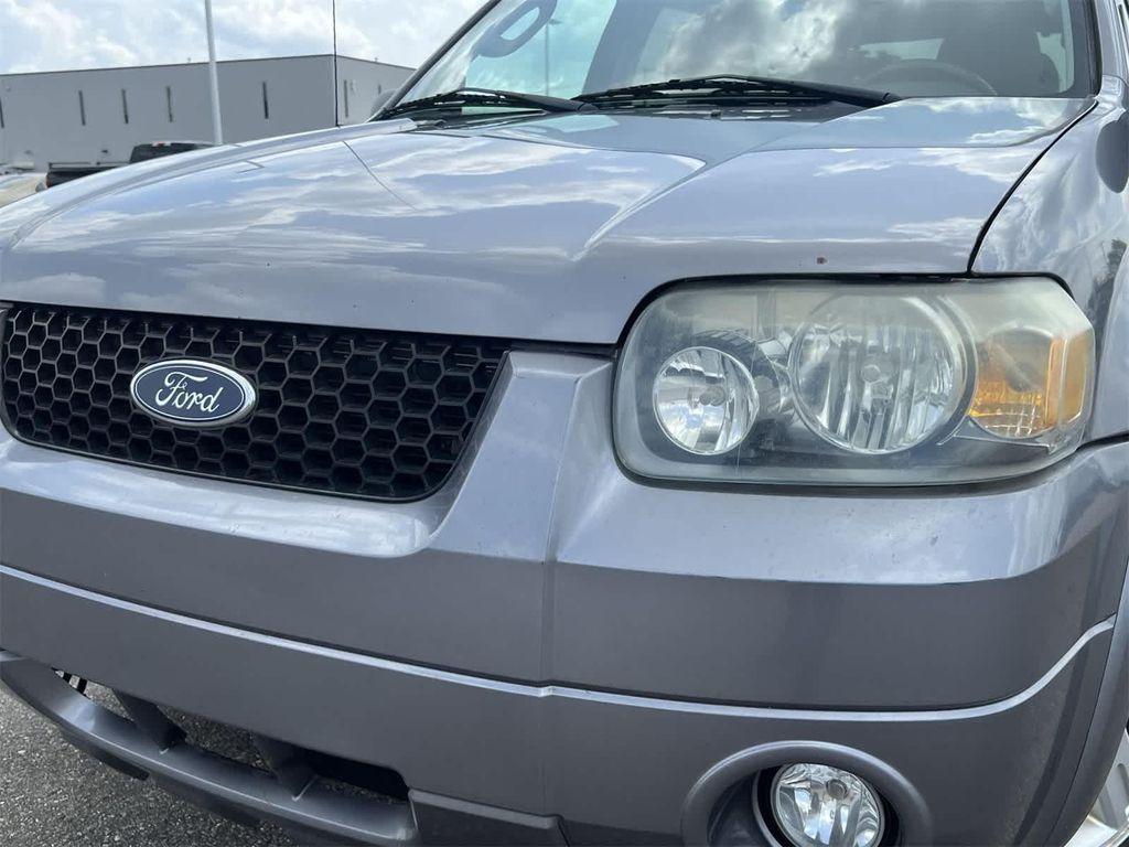 used 2007 Ford Escape Hybrid car, priced at $1,900