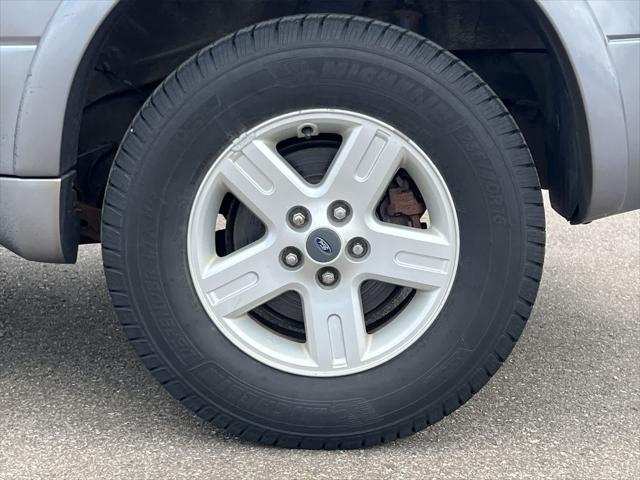 used 2007 Ford Escape Hybrid car, priced at $2,900