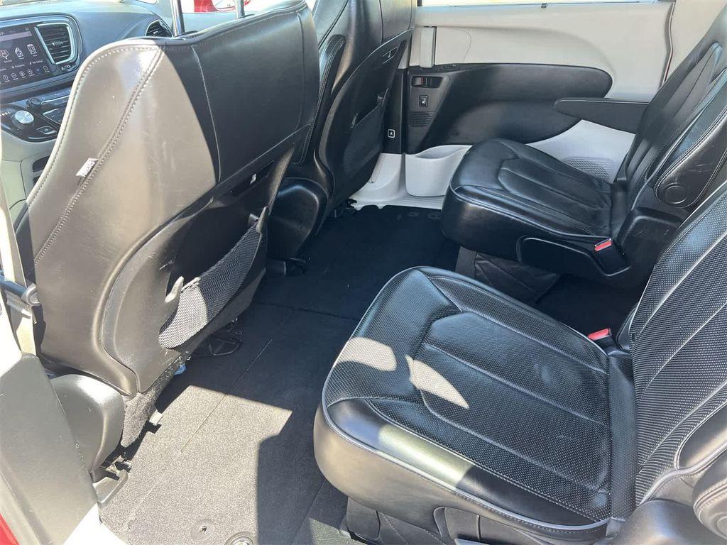 used 2019 Chrysler Pacifica car, priced at $15,295