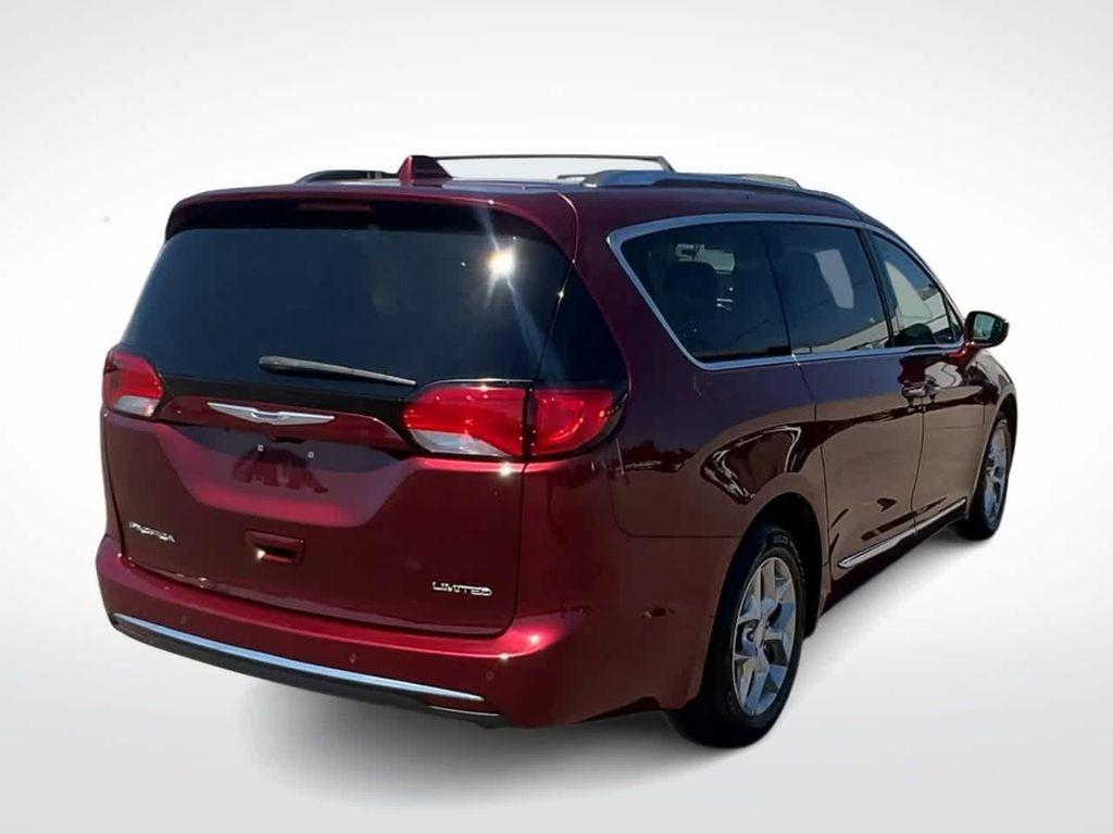 used 2019 Chrysler Pacifica car, priced at $15,295