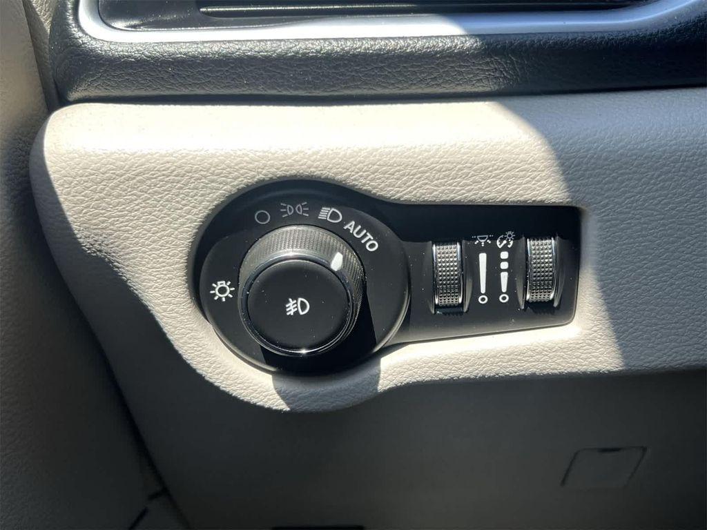 used 2019 Chrysler Pacifica car, priced at $15,295