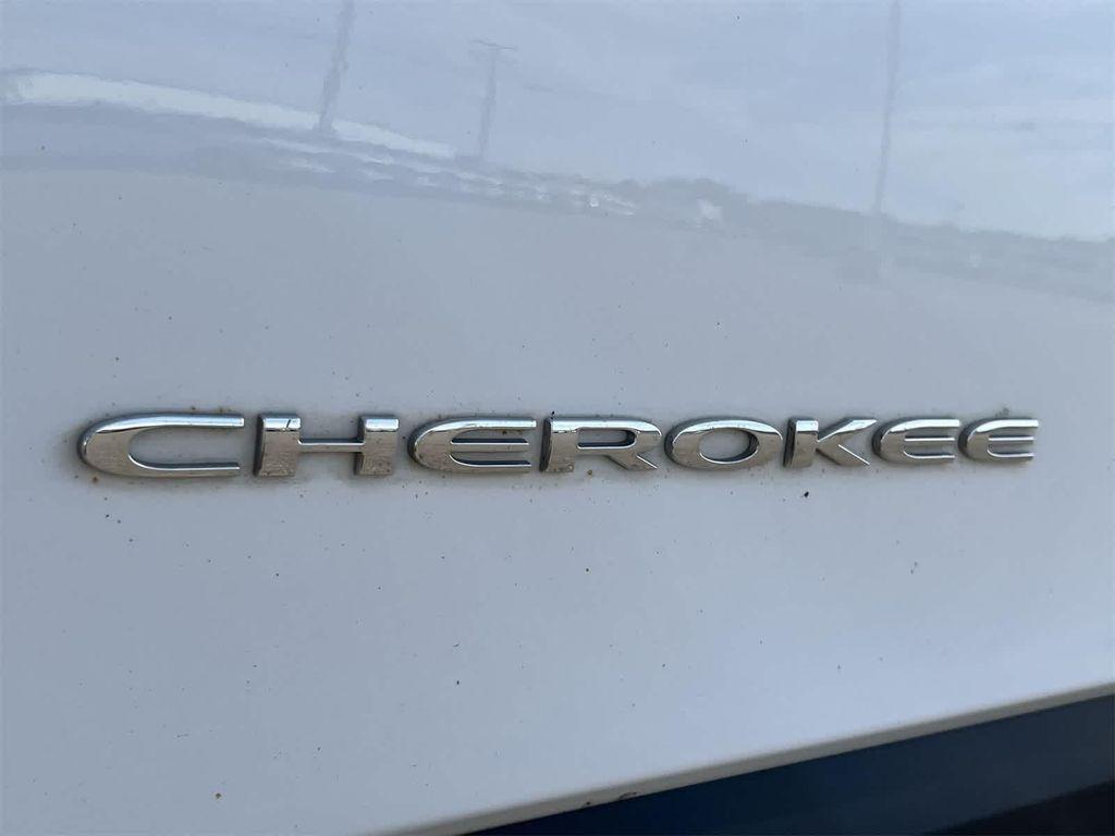 used 2019 Jeep Cherokee car, priced at $14,995