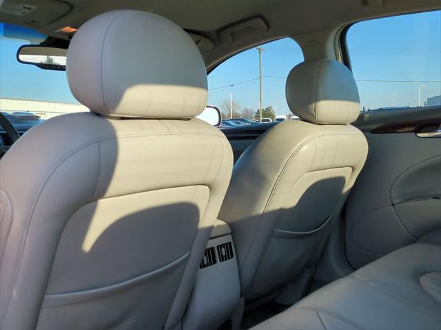 used 2007 Buick Lucerne car, priced at $1,900