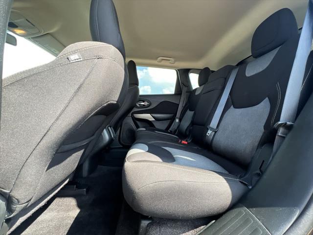 used 2018 Jeep Cherokee car, priced at $13,995