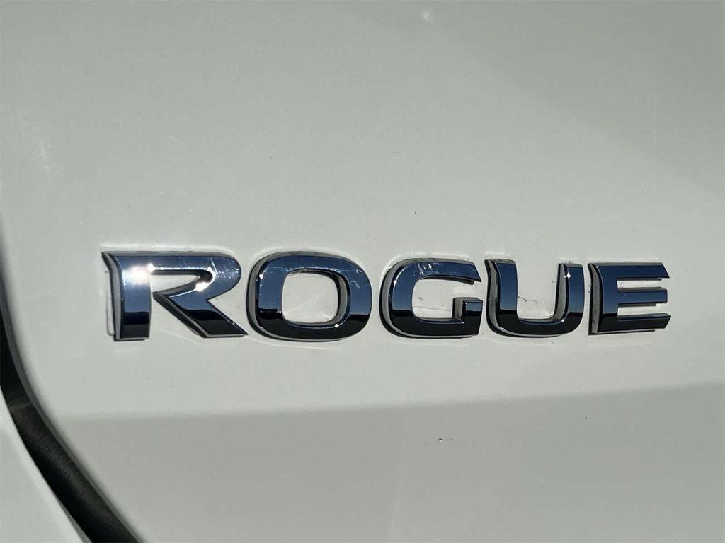 used 2019 Nissan Rogue car, priced at $13,695