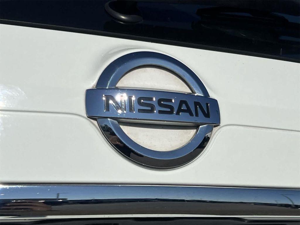 used 2019 Nissan Rogue car, priced at $13,695