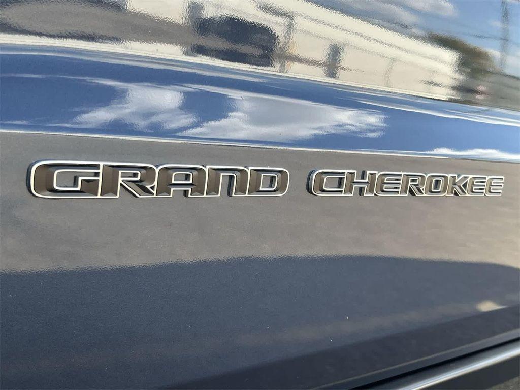 used 2021 Jeep Grand Cherokee car, priced at $18,820