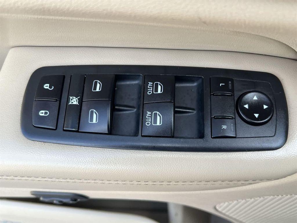 used 2021 Jeep Grand Cherokee car, priced at $18,820