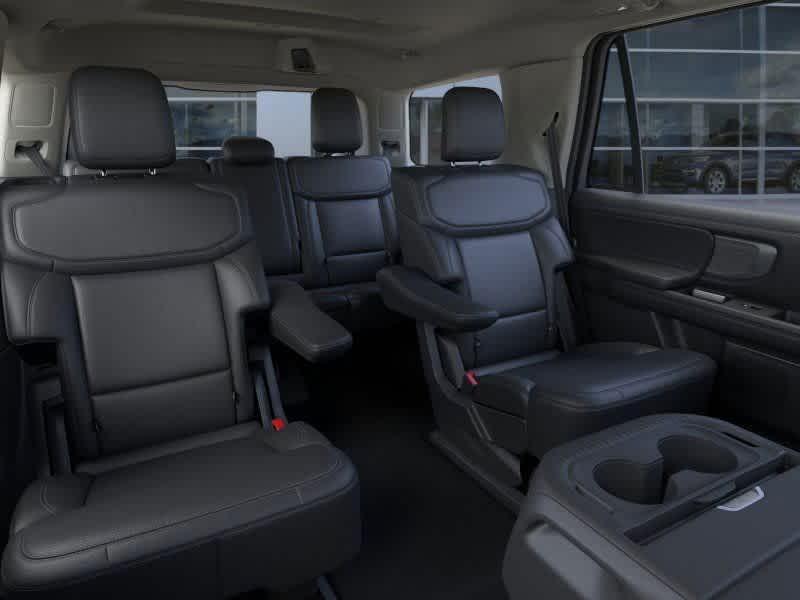 new 2025 Ford Expedition car, priced at $75,150