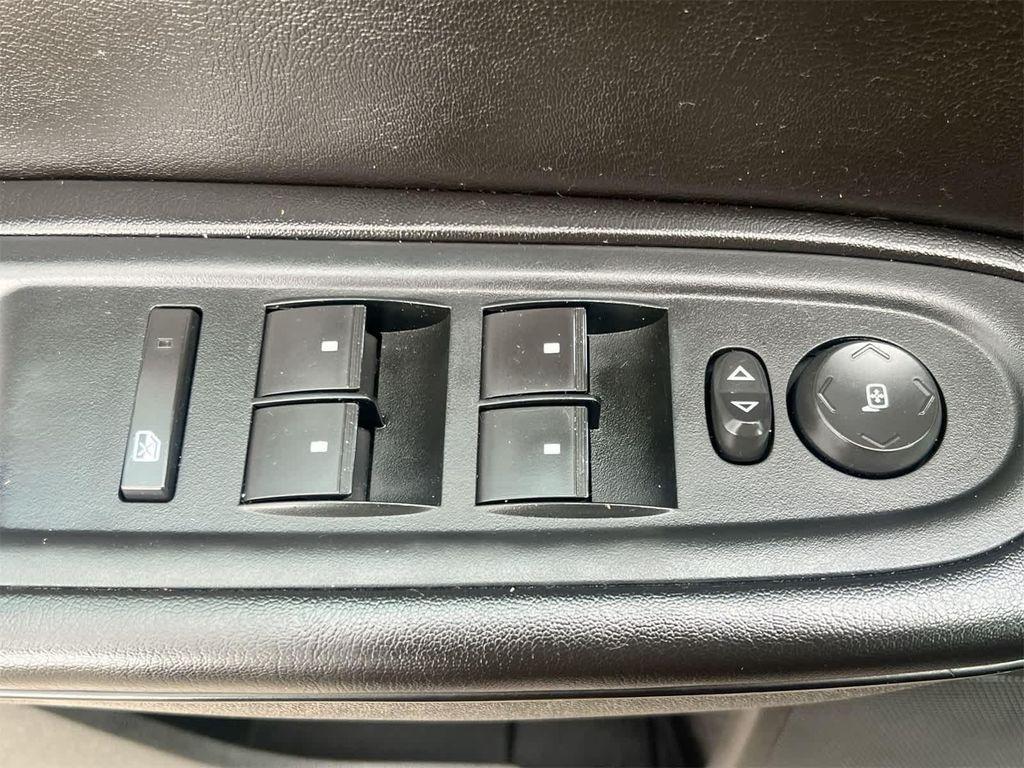 used 2015 GMC Acadia car, priced at $11,995