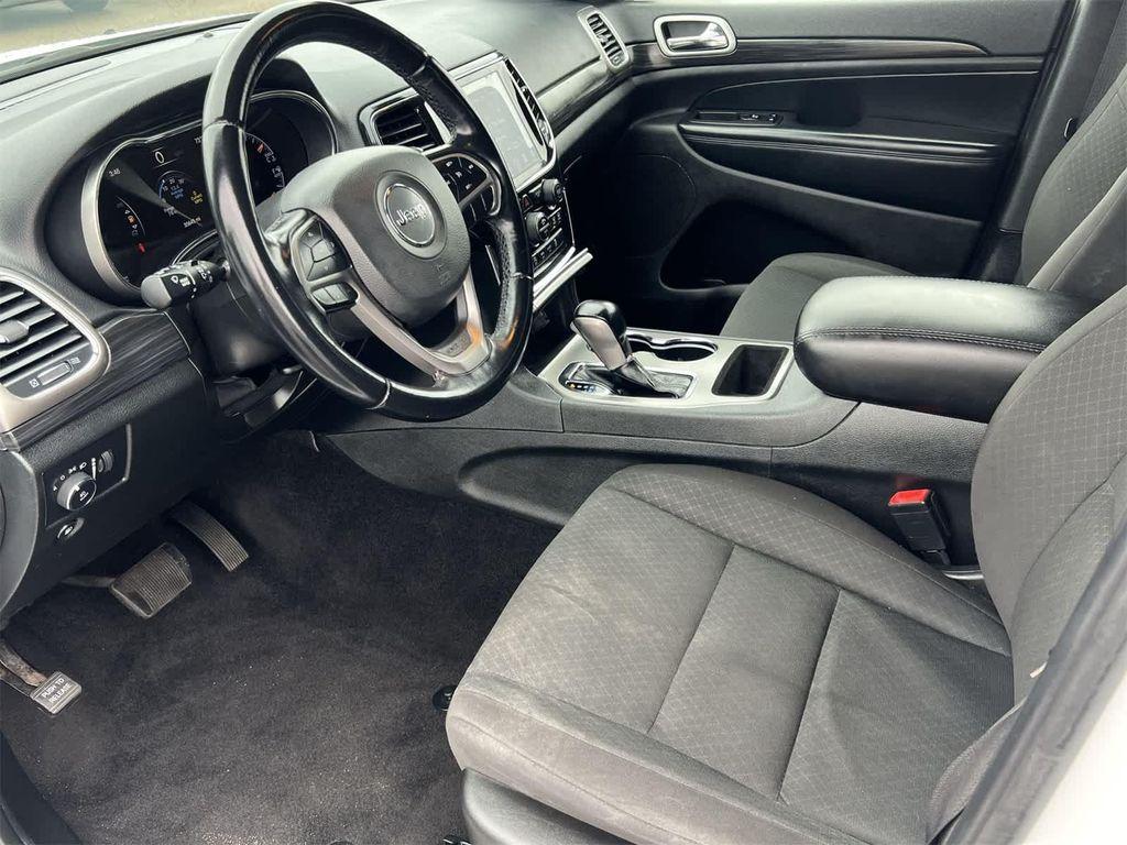 used 2022 Jeep Grand Cherokee car, priced at $27,495