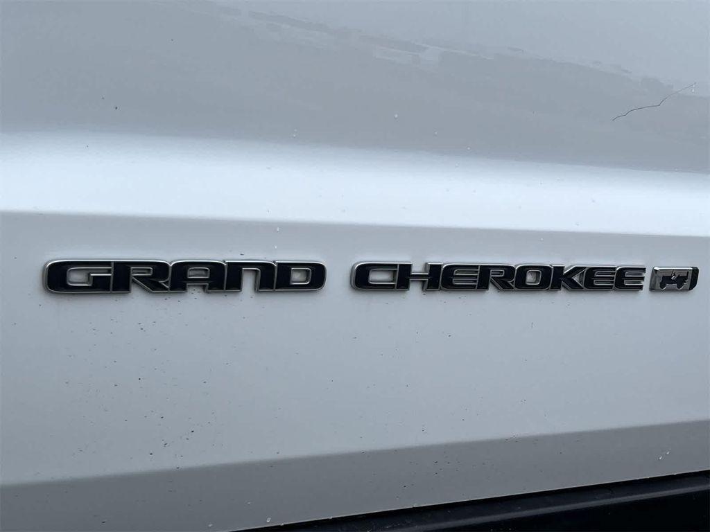 used 2022 Jeep Grand Cherokee car, priced at $27,495