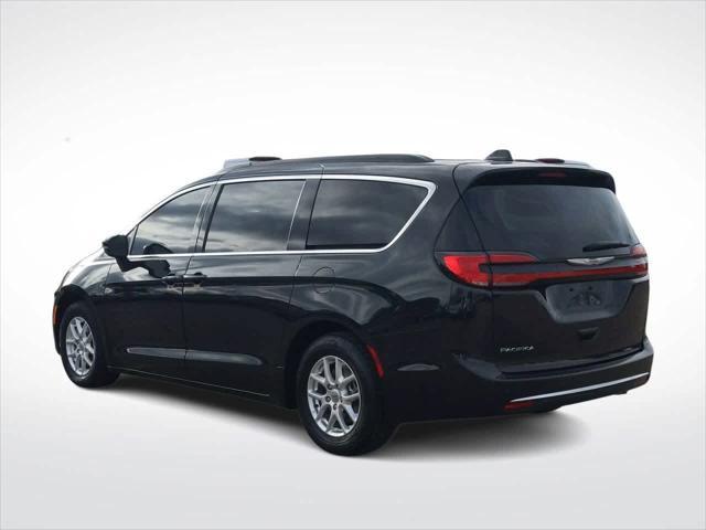 used 2022 Chrysler Pacifica car, priced at $23,995