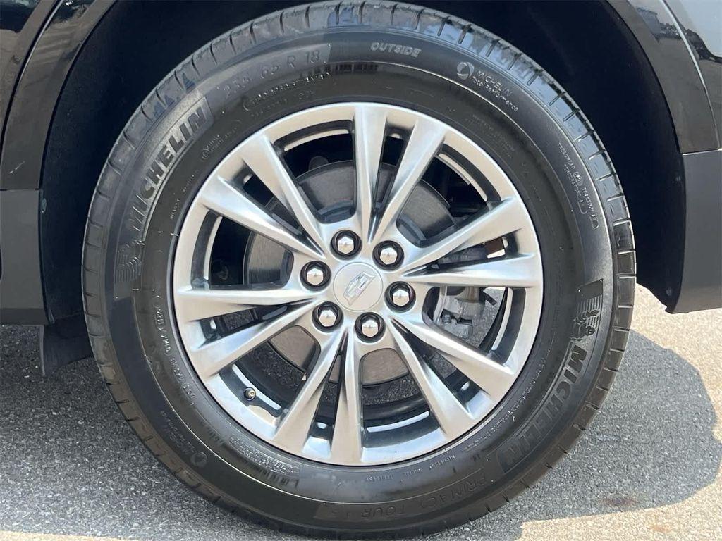 used 2023 Cadillac XT5 car, priced at $33,595