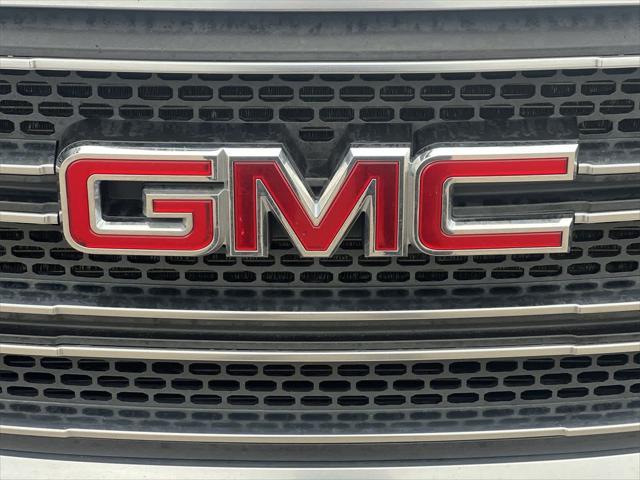 used 2015 GMC Acadia car, priced at $11,495