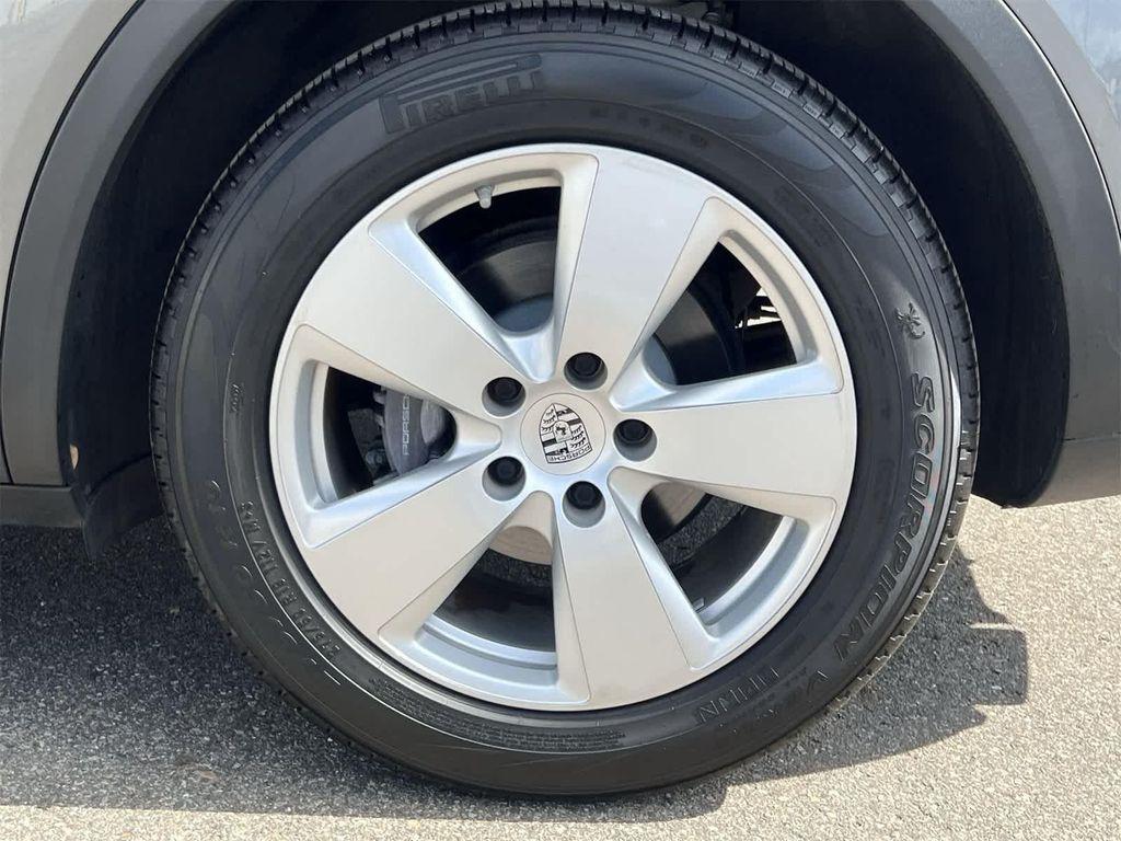 used 2019 Porsche Cayenne car, priced at $34,995