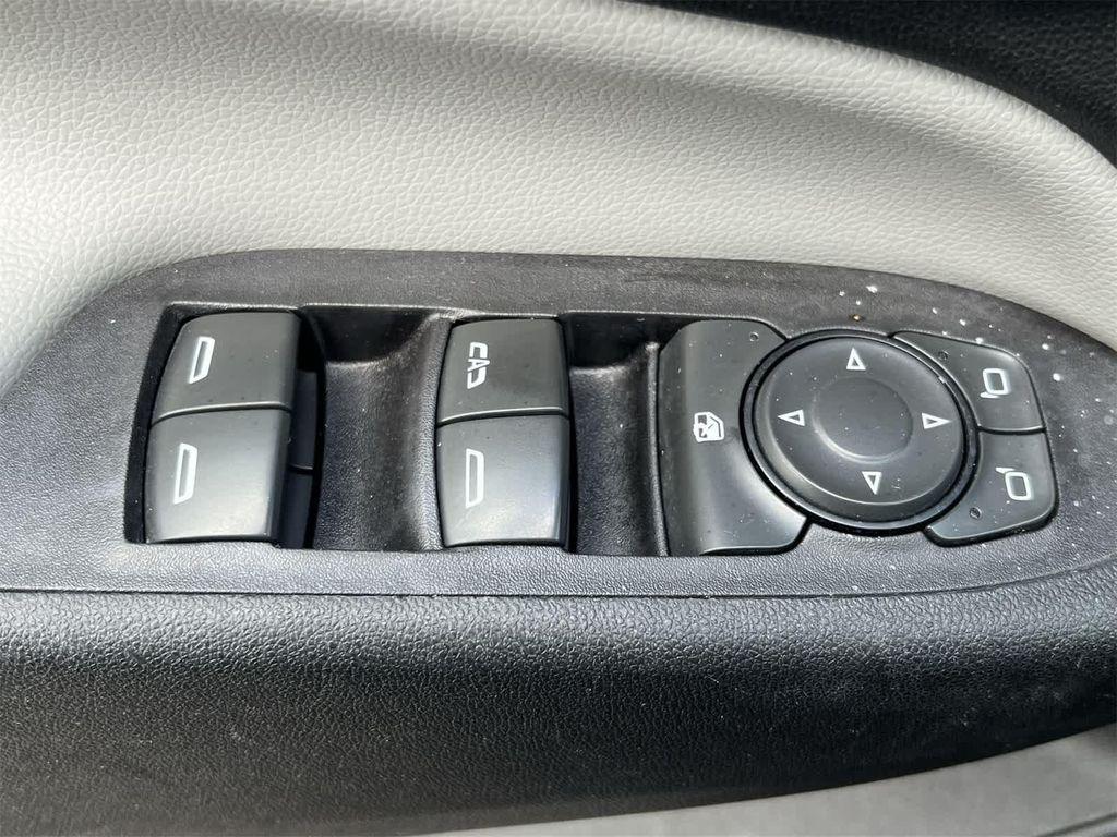 used 2020 Chevrolet Equinox car, priced at $13,995
