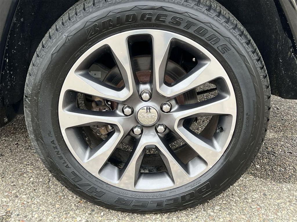 used 2017 Jeep Grand Cherokee car, priced at $16,920