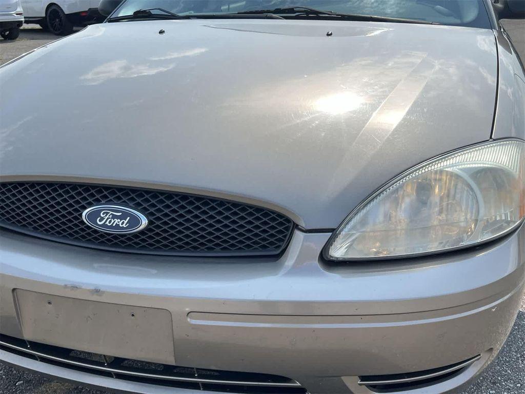 used 2007 Ford Taurus car, priced at $3,900