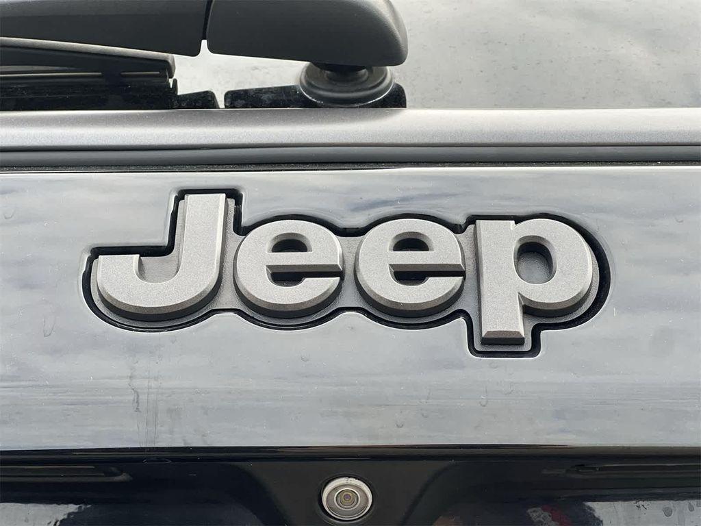 used 2020 Jeep Compass car, priced at $13,495