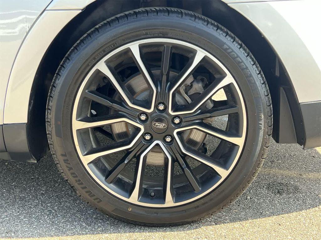 used 2018 Ford Taurus car, priced at $15,995