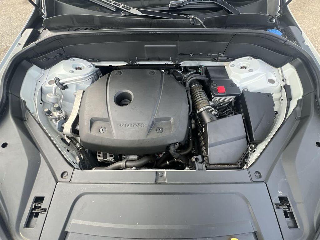 used 2022 Volvo XC90 car, priced at $35,995
