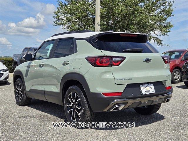 new 2025 Chevrolet TrailBlazer car, priced at $30,375