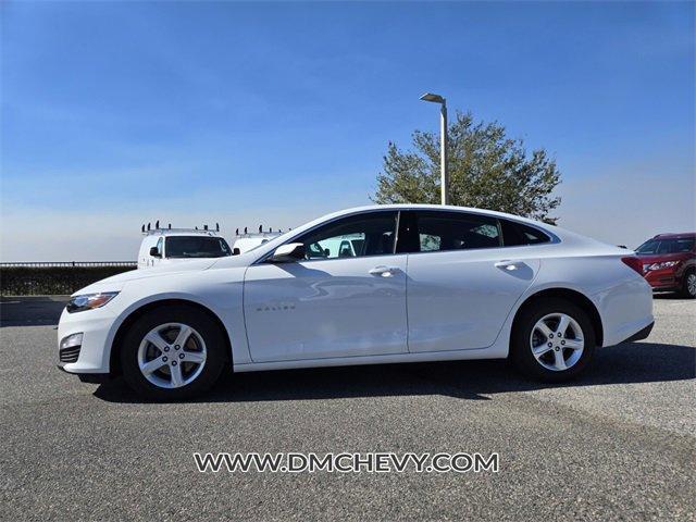 new 2025 Chevrolet Malibu car, priced at $26,400