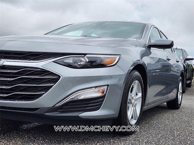 new 2025 Chevrolet Malibu car, priced at $27,980